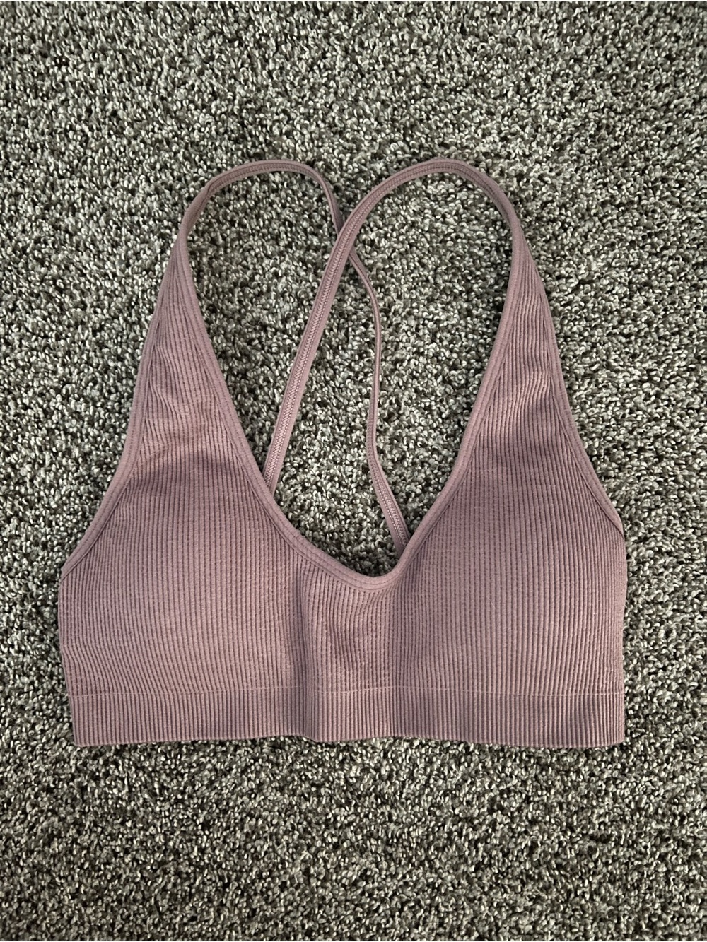 Ribbed V‑Neck Bralette in Mauve Pink